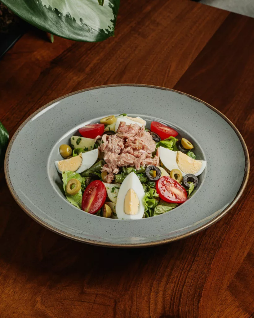 Tuna salatı